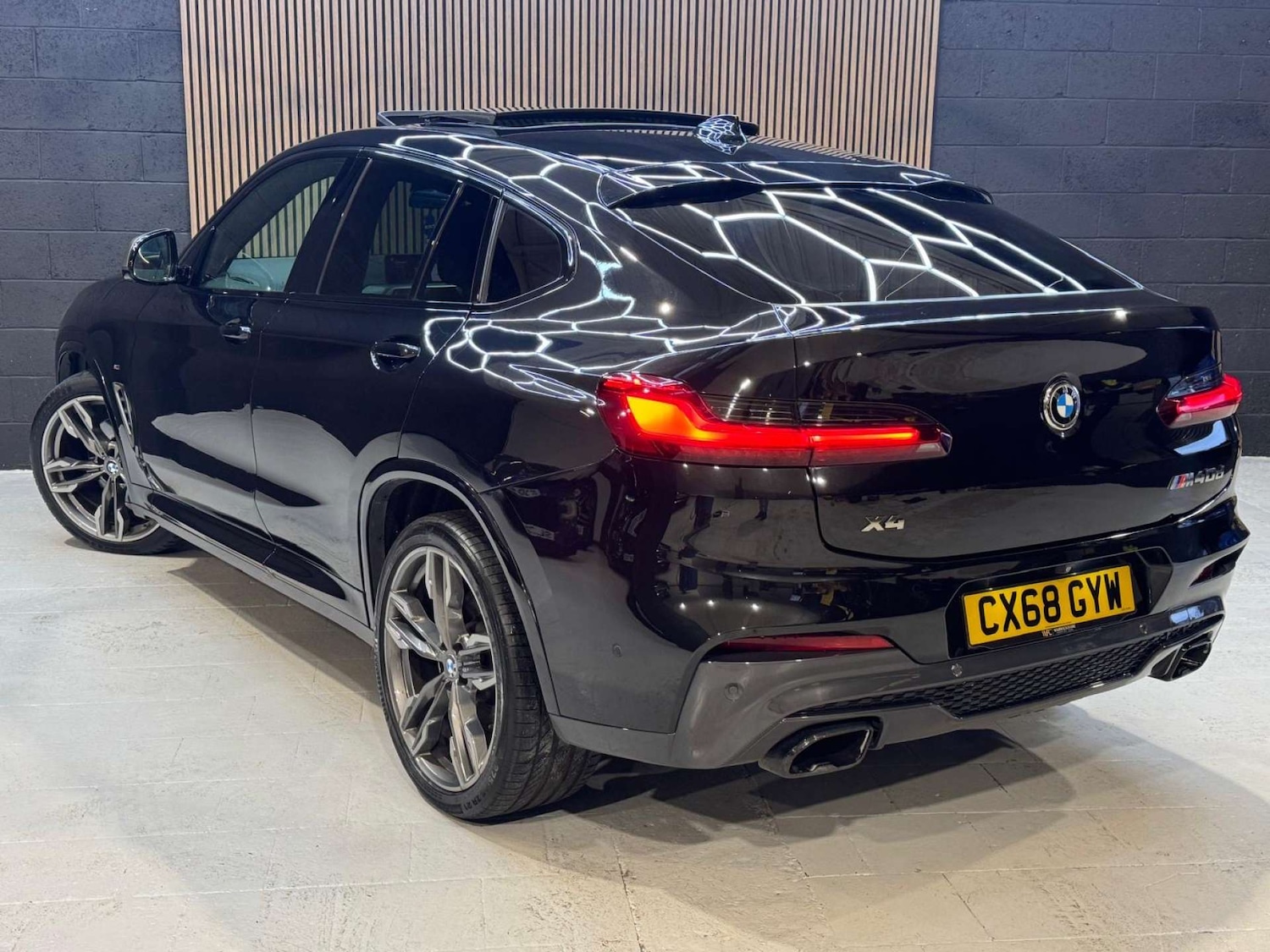 Used BMW X4 2018 for sale - 76693596: Photo 23