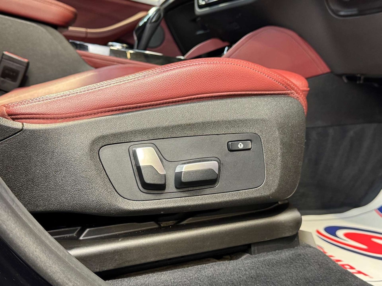 Used BMW X4 2018 for sale - 76693596: Photo 56