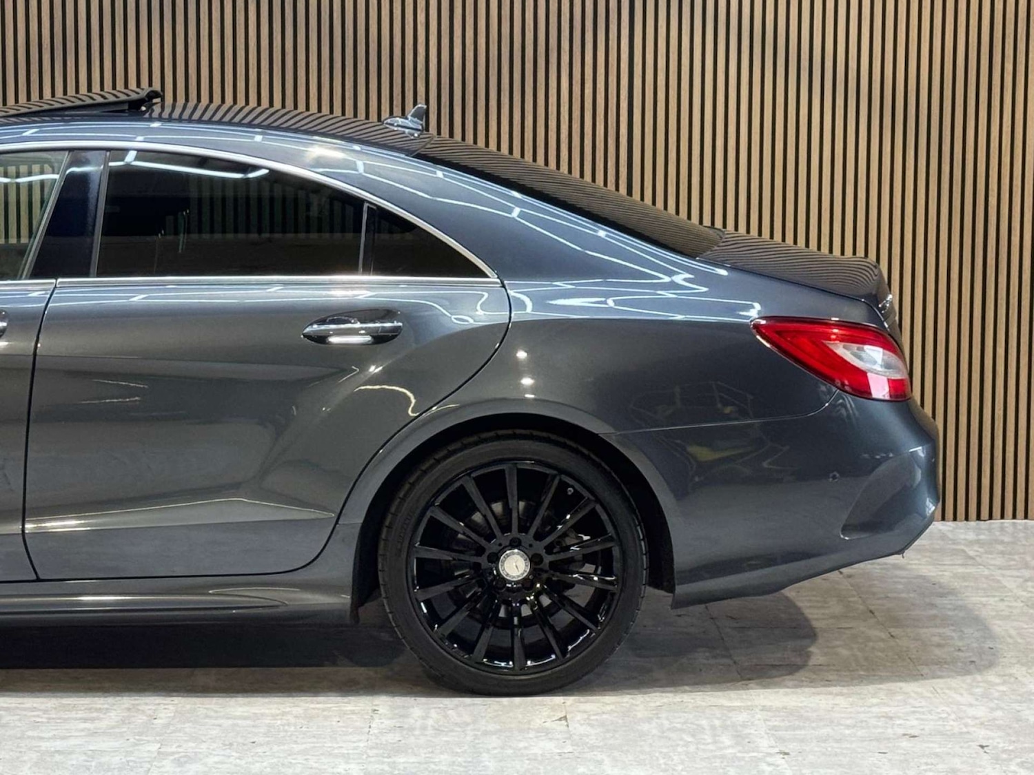 Used Mercedes-Benz CLS 2015 for sale - 77750327: Photo 29