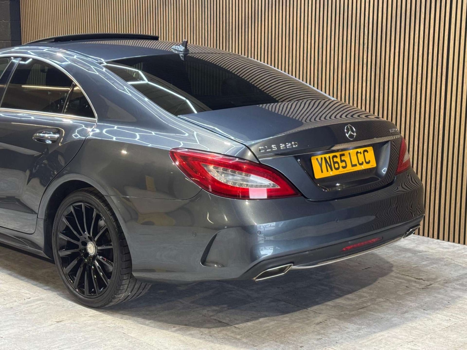 Used Mercedes-Benz CLS 2015 for sale - 77750327: Photo 32