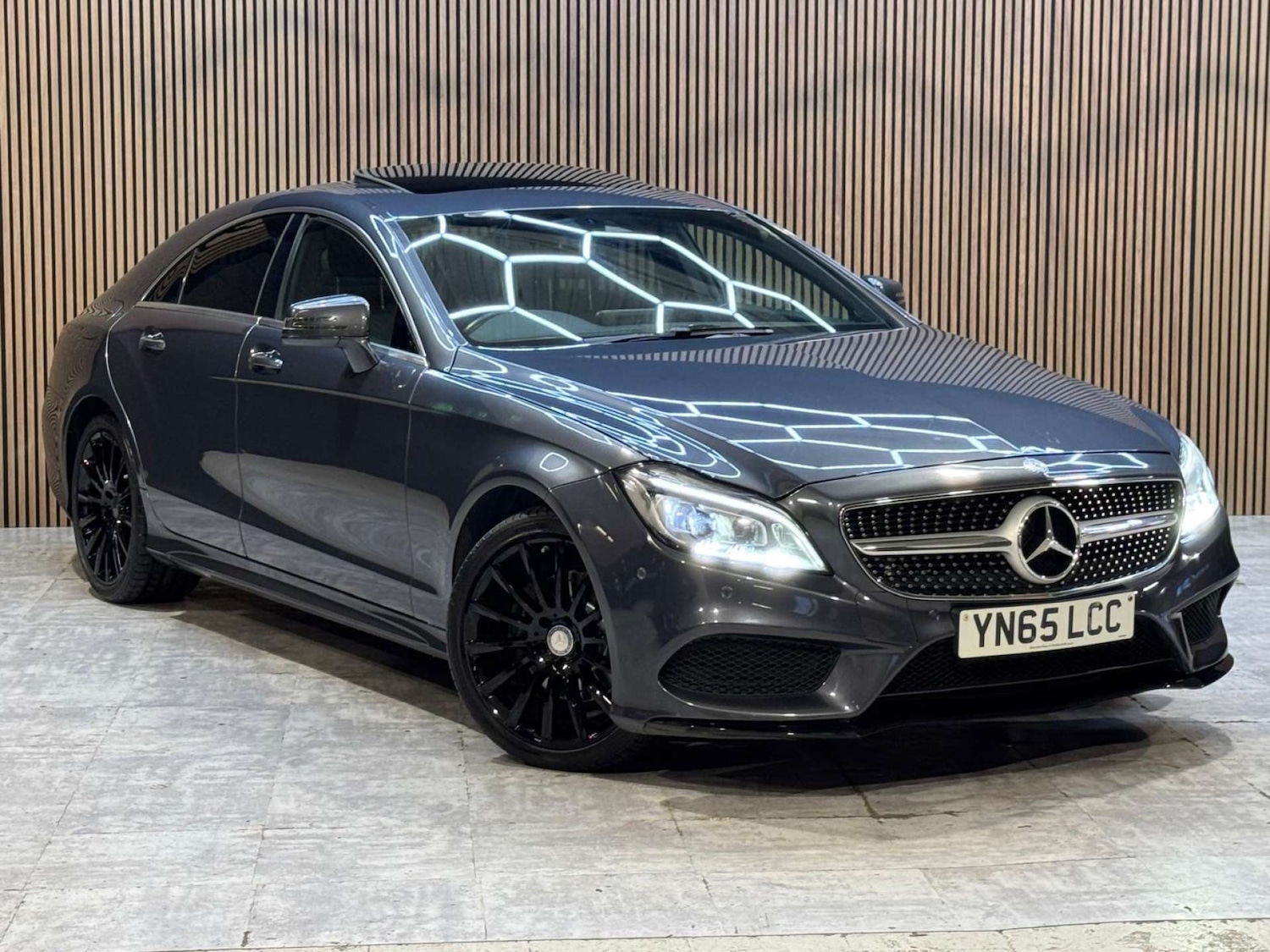 Used Mercedes-Benz CLS 2015 for sale - 77750327: Photo 4