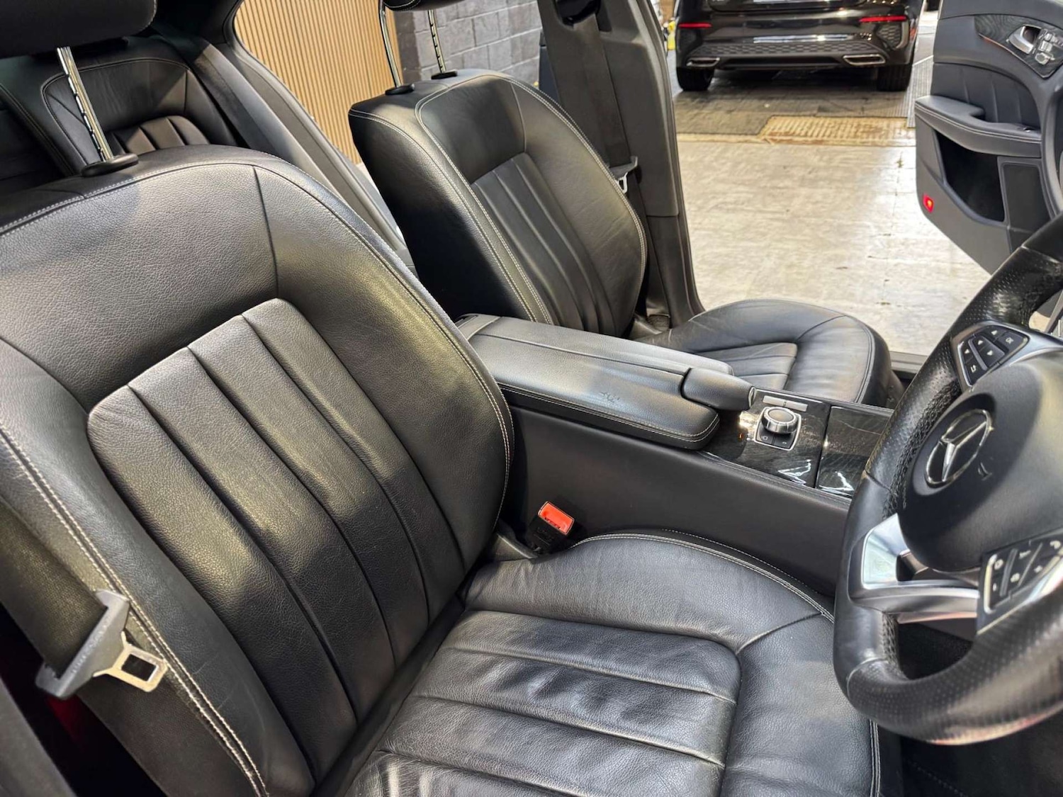 Used Mercedes-Benz CLS 2015 for sale - 77750327: Photo 45