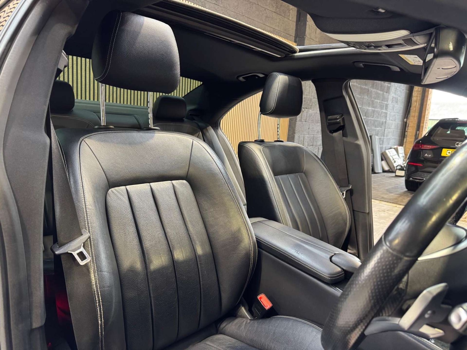 Used Mercedes-Benz CLS 2015 for sale - 77750327: Photo 46