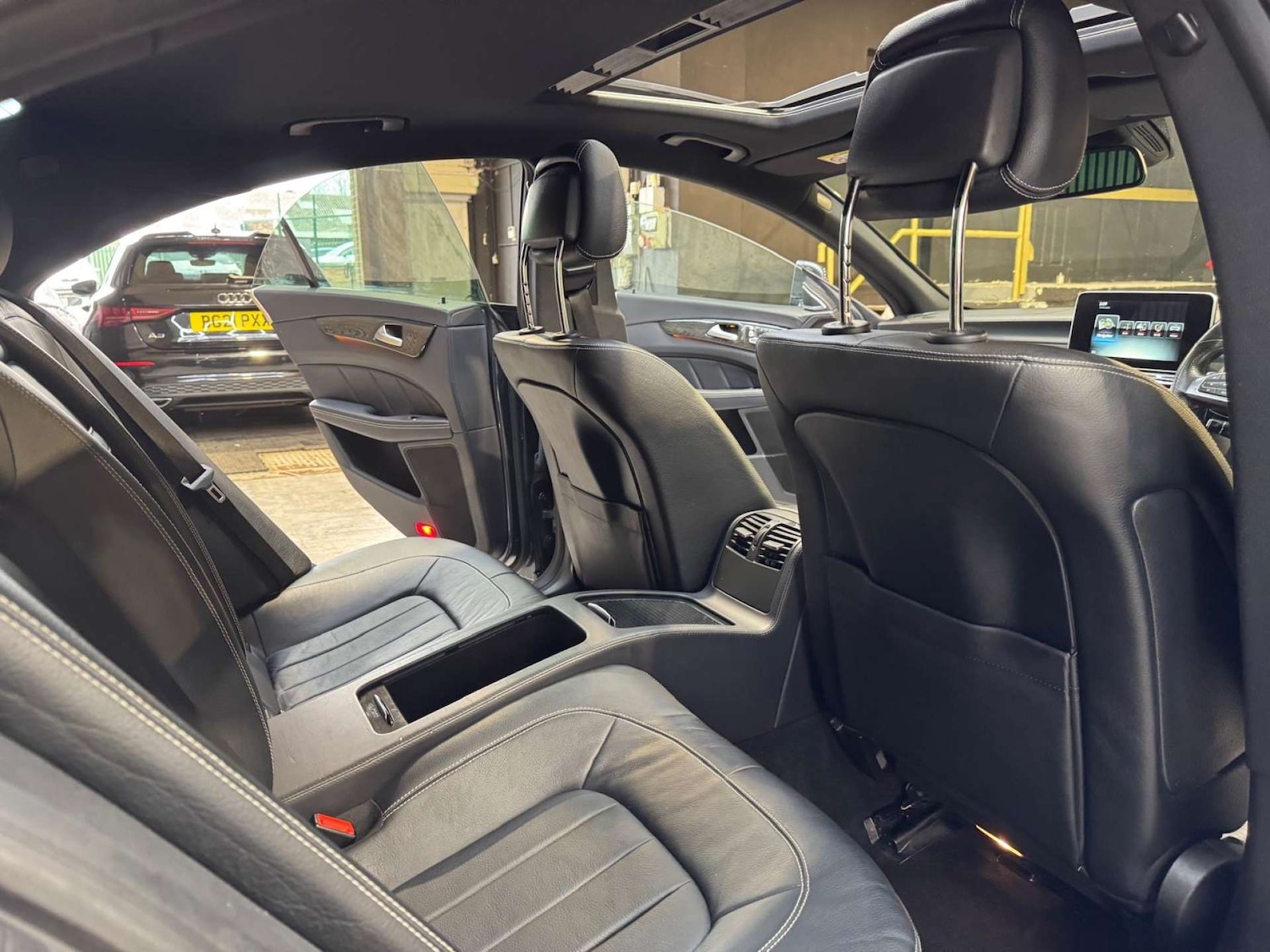 Used Mercedes-Benz CLS 2015 for sale - 77750327: Photo 6