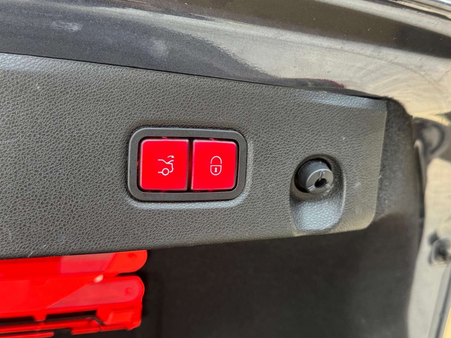 Used Mercedes-Benz CLS 2015 for sale - 77750327: Photo 76