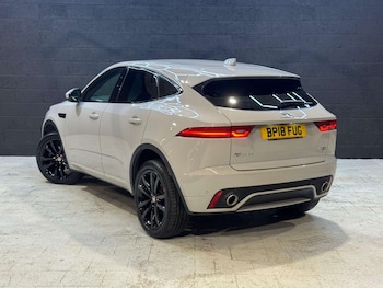 Used Jaguar E-Pace 2018 for sale - 76280326: Photo