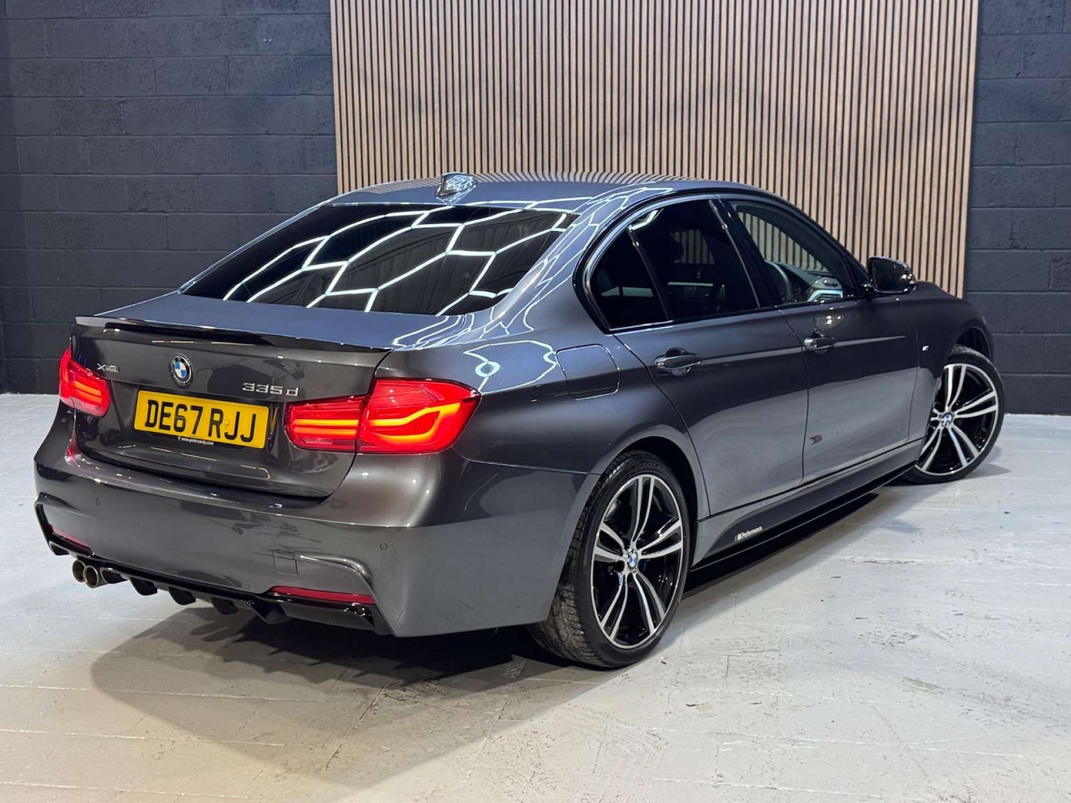 Used BMW 3 Series 2017 for sale - 76663159: Photo 17