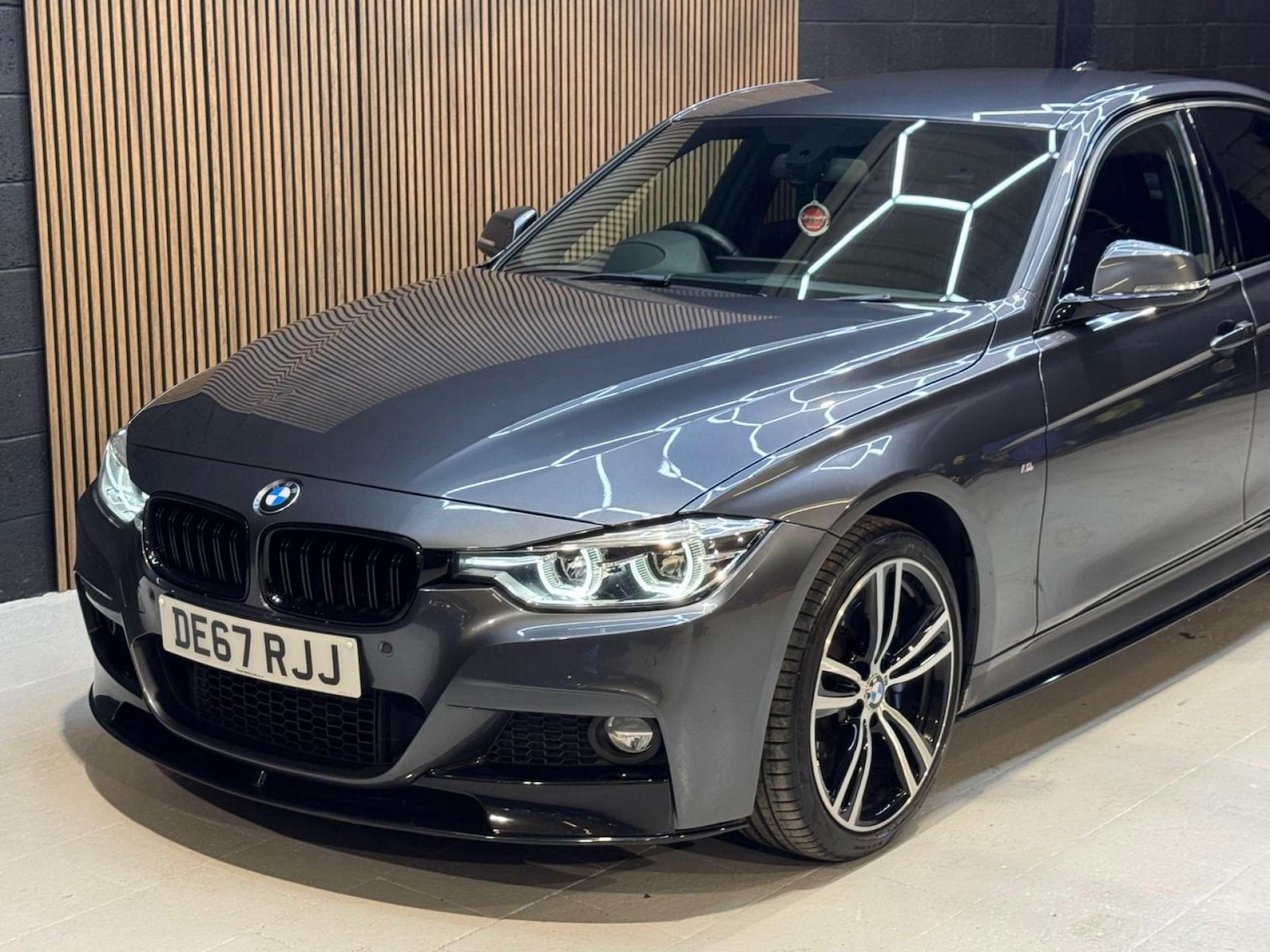 Used BMW 3 Series 2017 for sale - 76663159: Photo 24