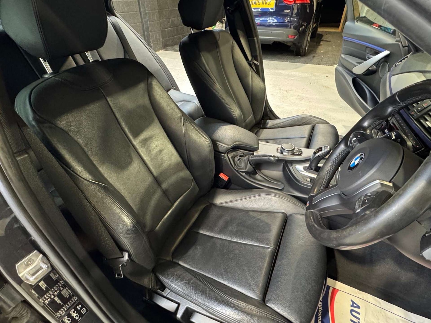 Used BMW 3 Series 2017 for sale - 76663159: Photo 38