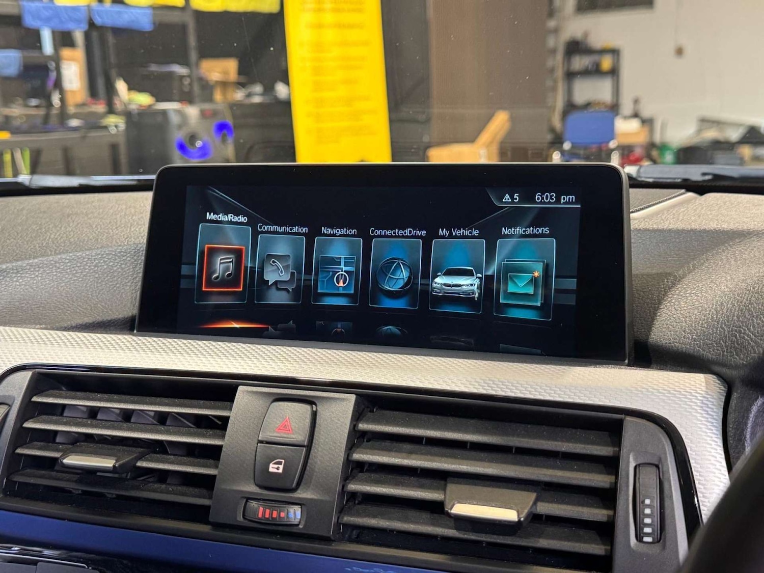 Used BMW 3 Series 2017 for sale - 76663159: Photo 40