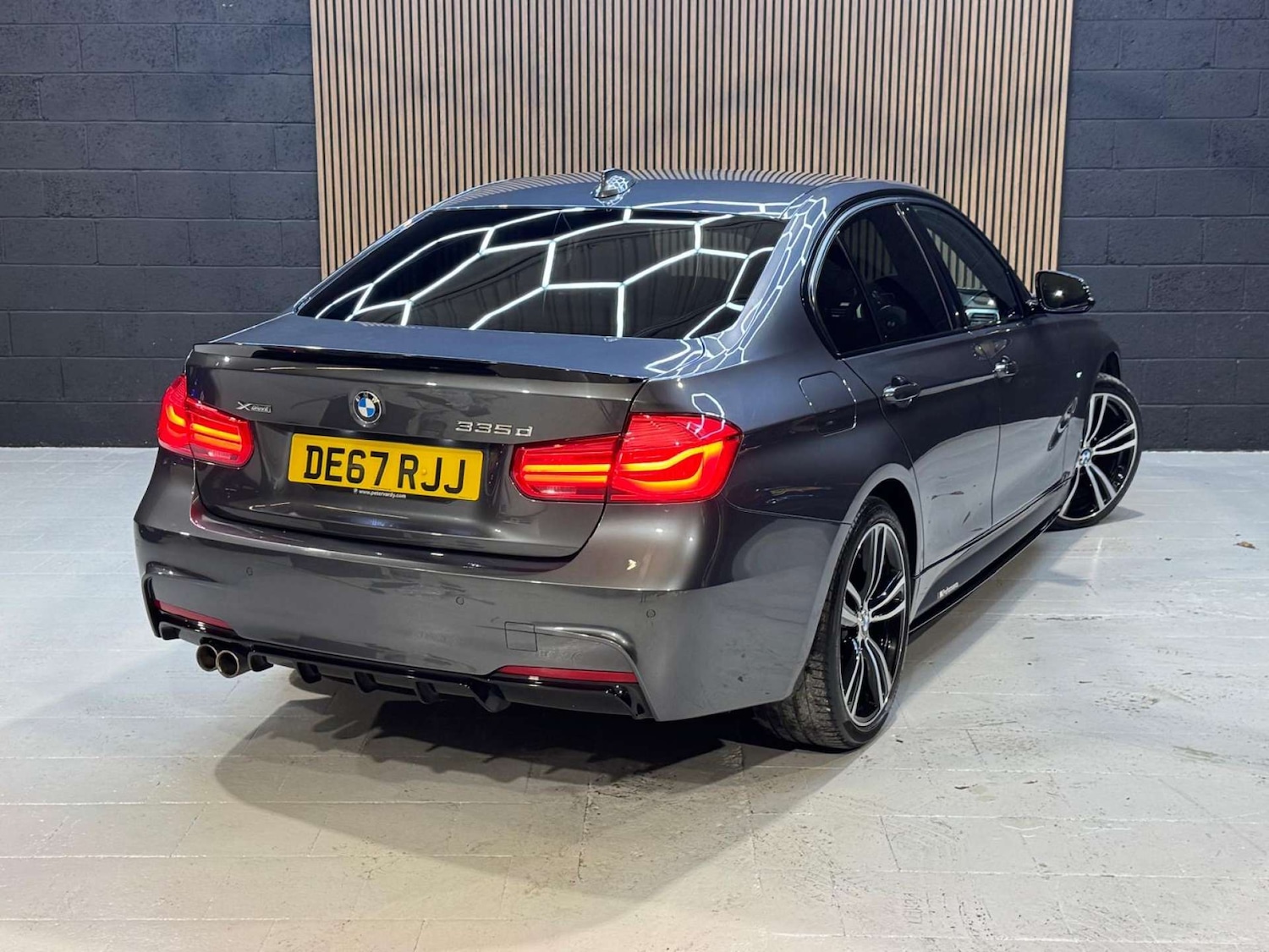 Used BMW 3 Series 2017 for sale - 76663159: Photo 5