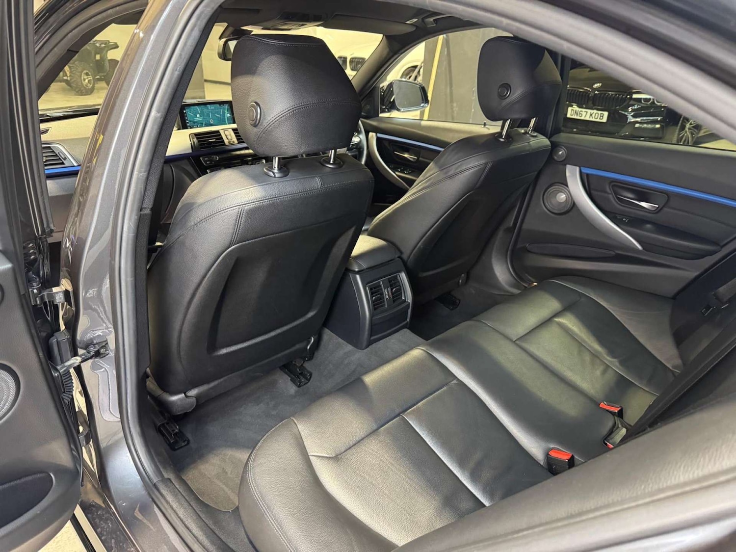 Used BMW 3 Series 2017 for sale - 76663159: Photo 60