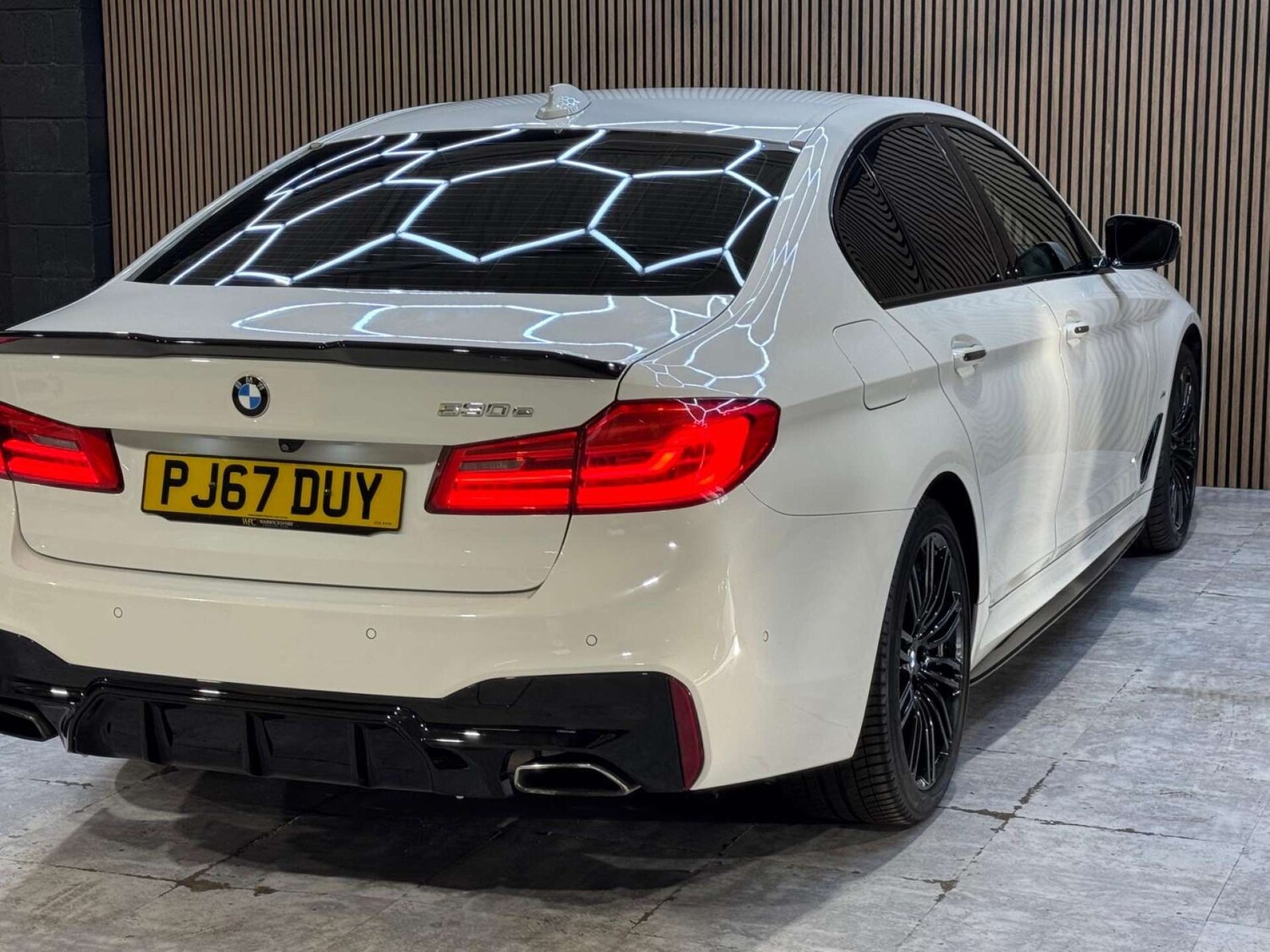 Used BMW 5 Series 2017 for sale - 77676604: Photo 26