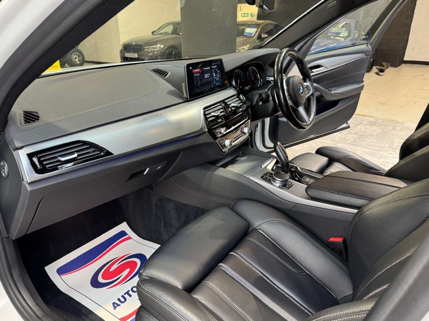 Used BMW 5 Series 2017 for sale - 77676604: Photo 76