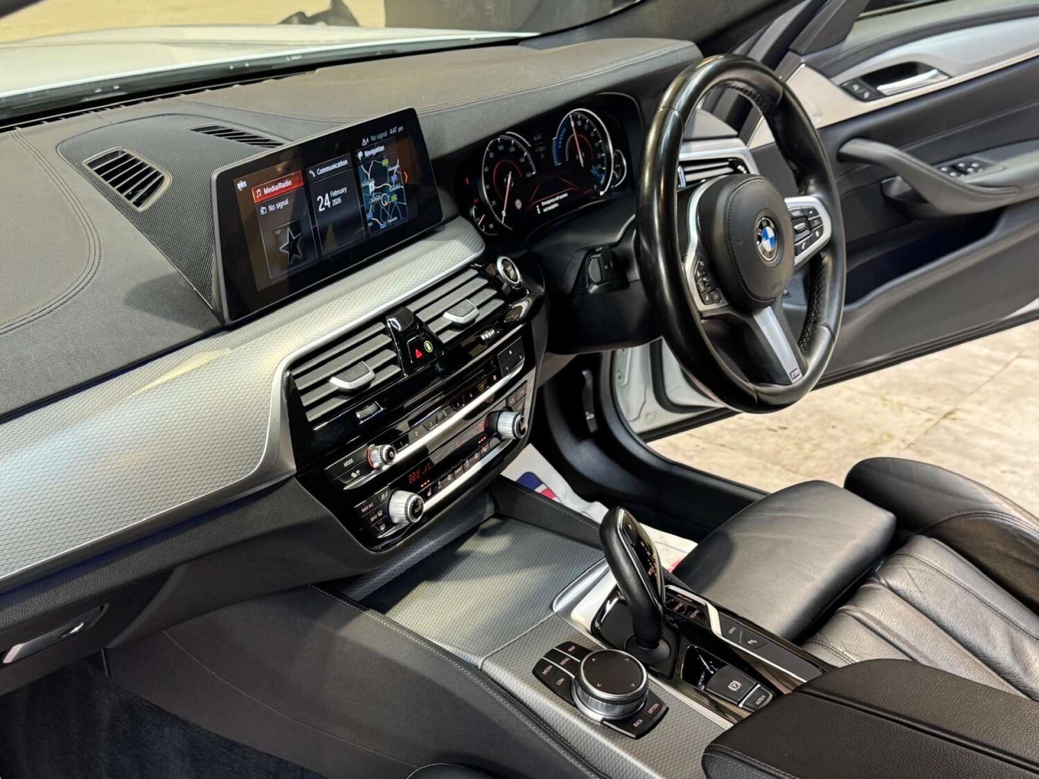 Used BMW 5 Series 2017 for sale - 77676604: Photo 82