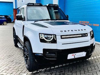 Used Land Rover Defender 2023 for sale - 75938948: Photo
