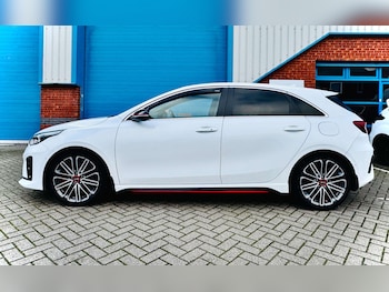 Used Kia Ceed 2019 for sale - 76511119: Photo