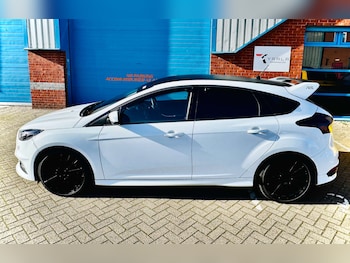 Used Ford Focus 2017 for sale - 76180073: Photo