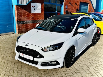 Used Ford Focus 2017 for sale - 76180073: Photo