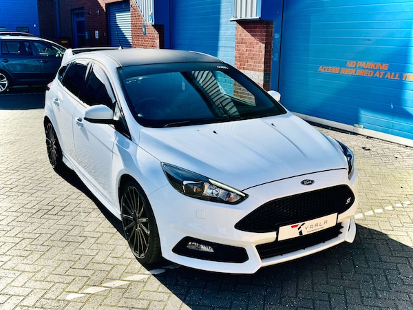 Used Ford Focus 2017 for sale - 76180073: Photo 6