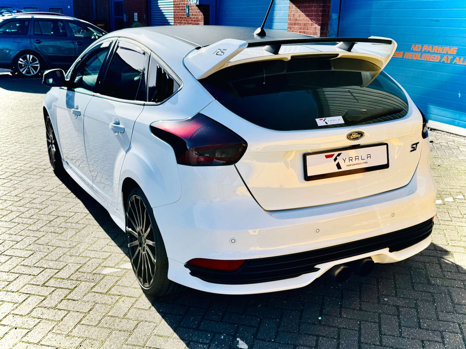 Used Ford Focus 2017 for sale - 76180073: Photo 7