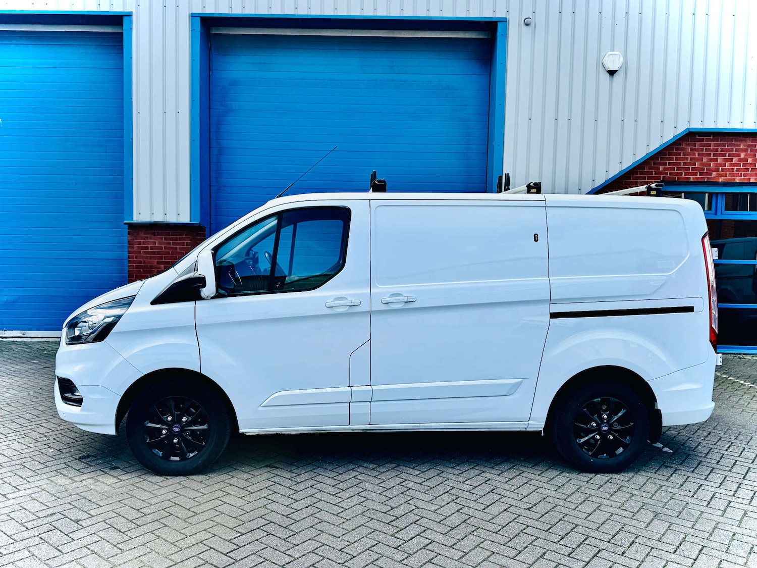 Used Ford Transit Custom 2018 for sale - 77888878: Photo 3