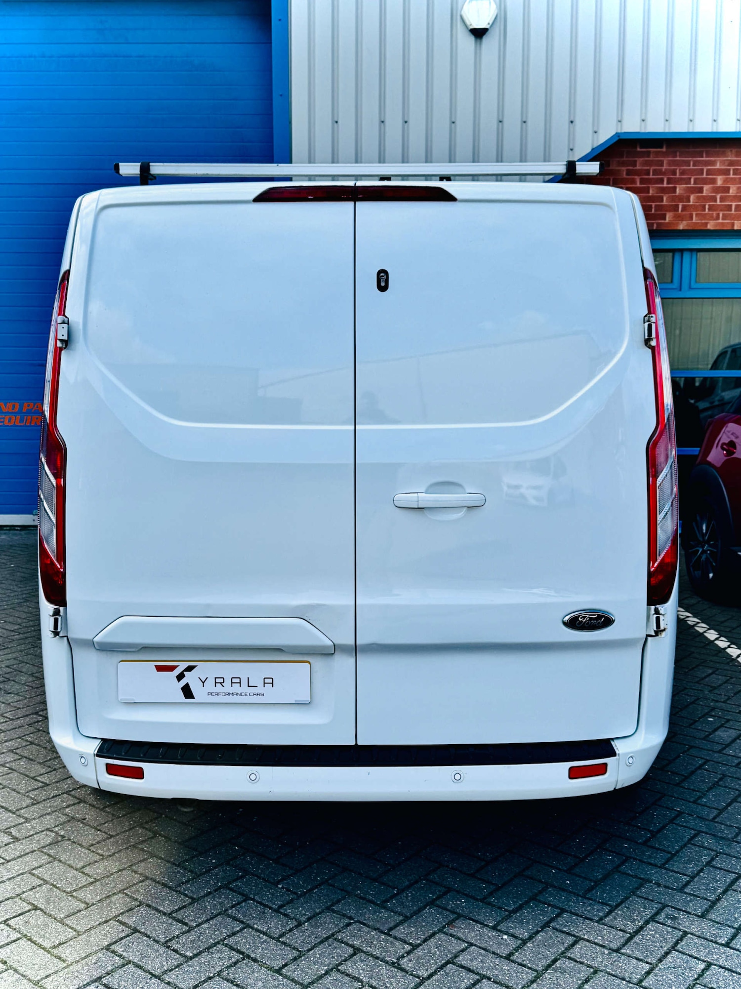 Used Ford Transit Custom 2018 for sale - 77888878: Photo 9