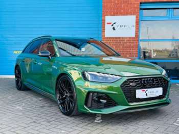 2022 - RS 4 TFSI Quattro Carbon Black 5dr Tiptronic