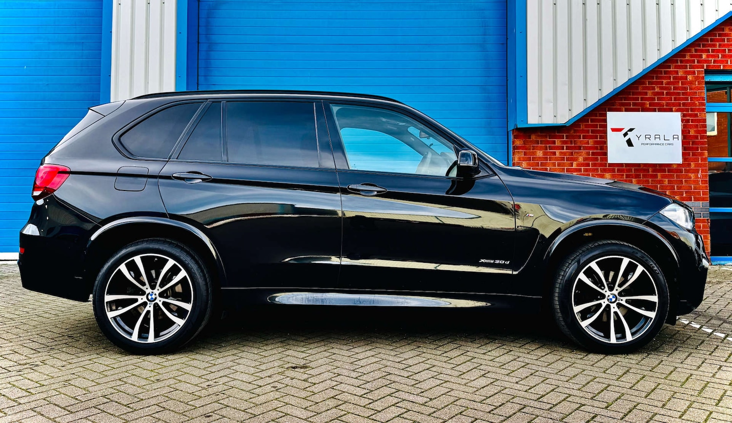 Used BMW X5 2017 for sale - 76910601: Photo 2