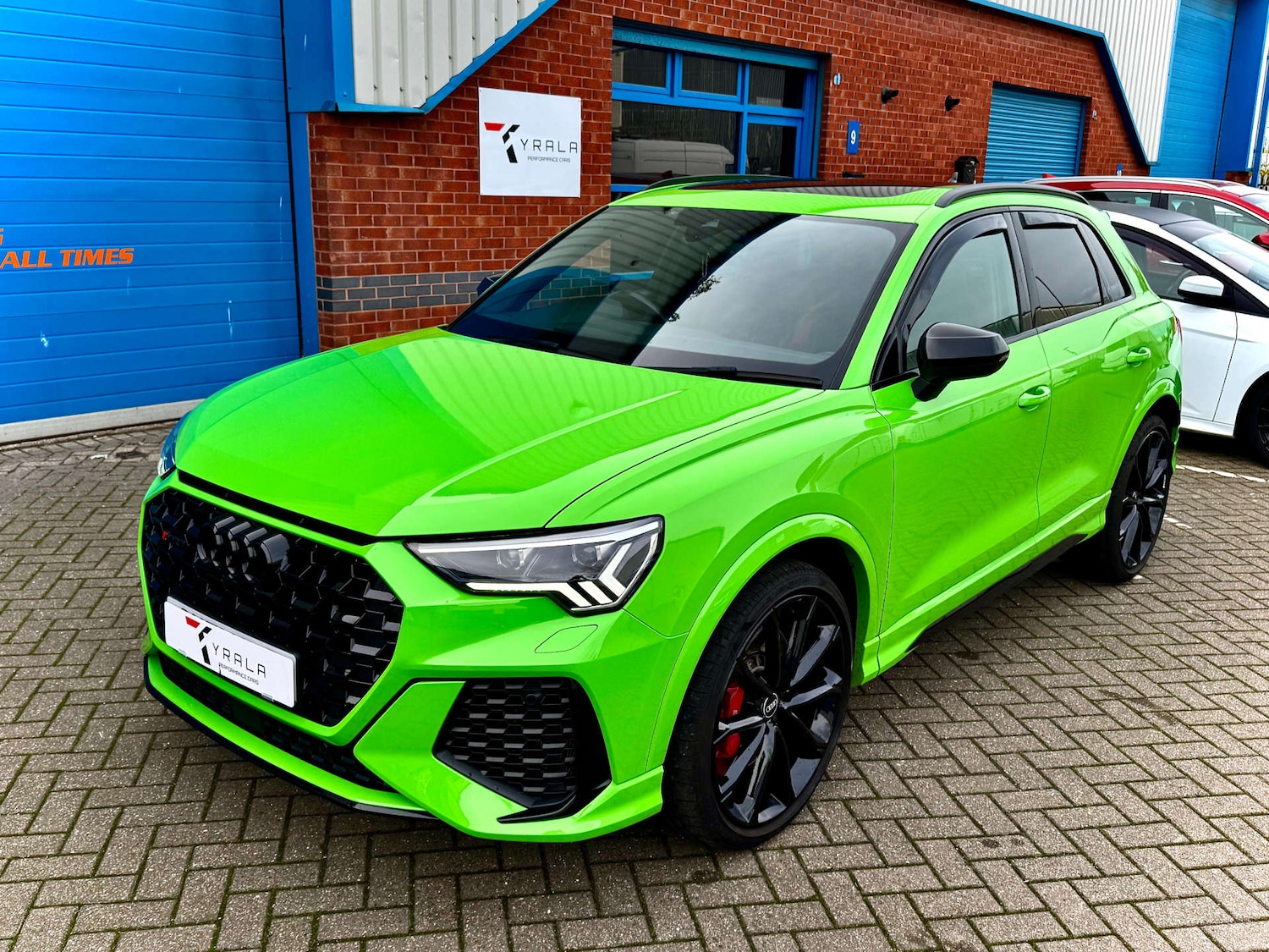 Used Audi RS Q3 2021 for sale - 76372231: Photo 8