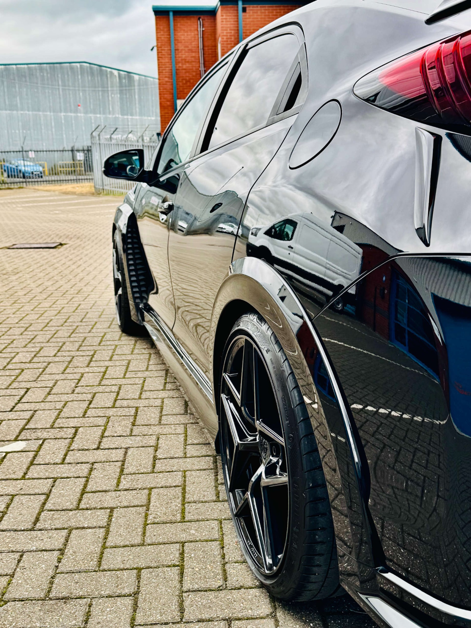 Used Honda Civic 2016 for sale - 76016305: Photo 11