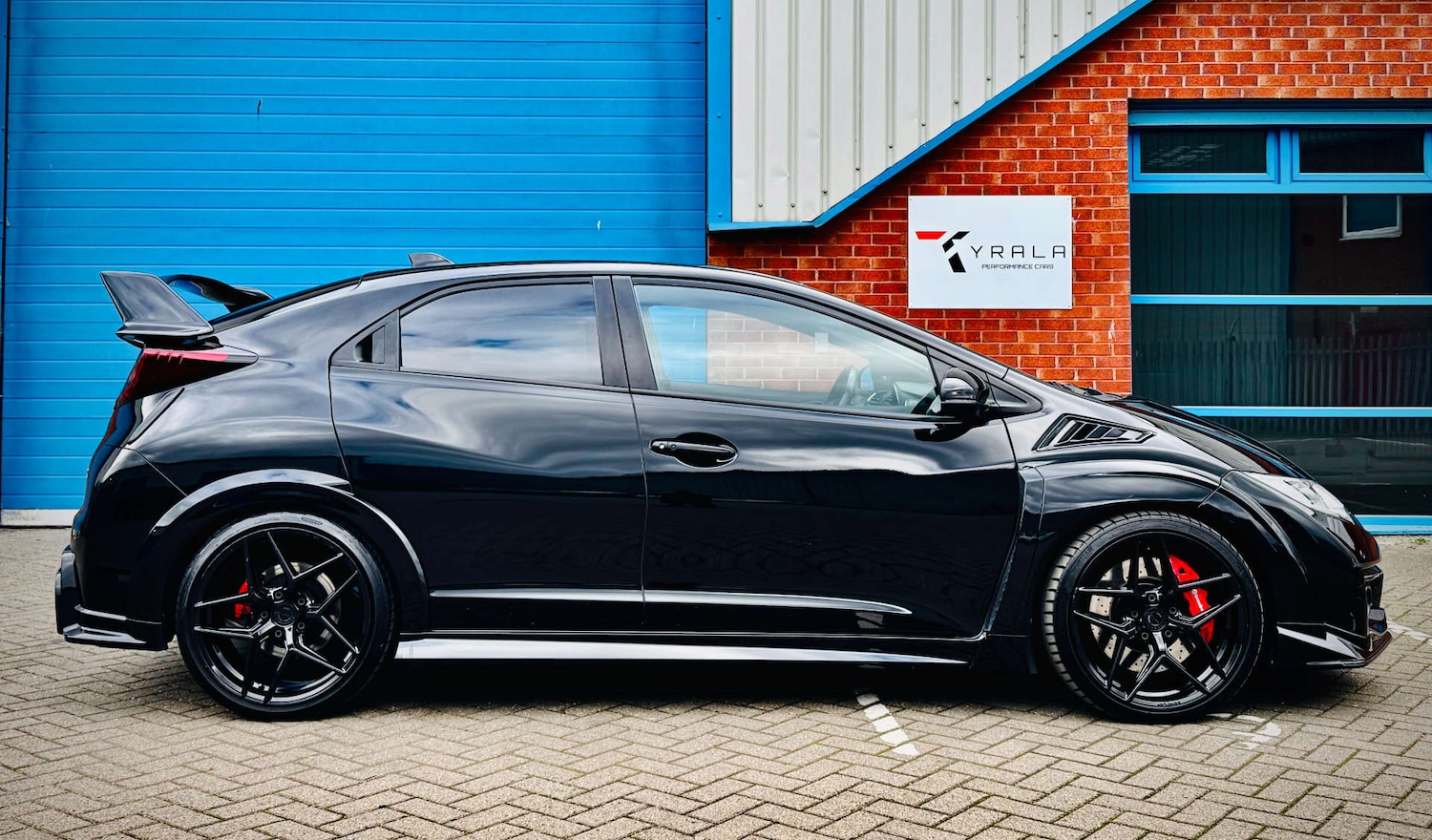 Used Honda Civic 2016 for sale - 76016305: Photo 3