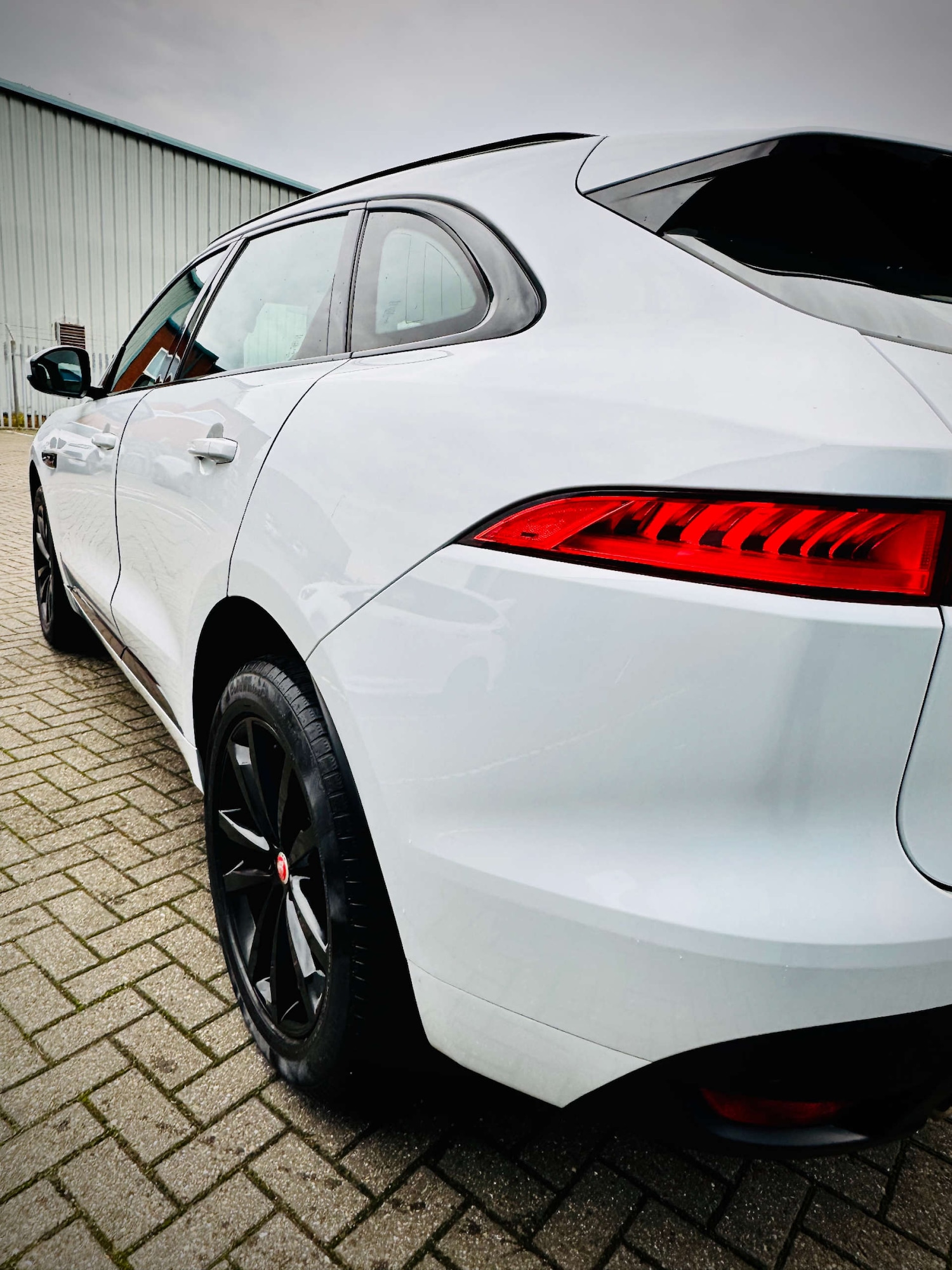 Used Jaguar F-Pace 2020 for sale - 76495887: Photo 10