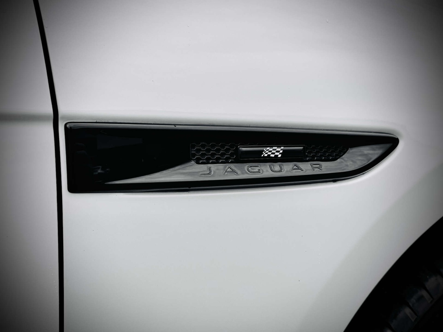 Used Jaguar F-Pace 2020 for sale - 76495887: Photo 13