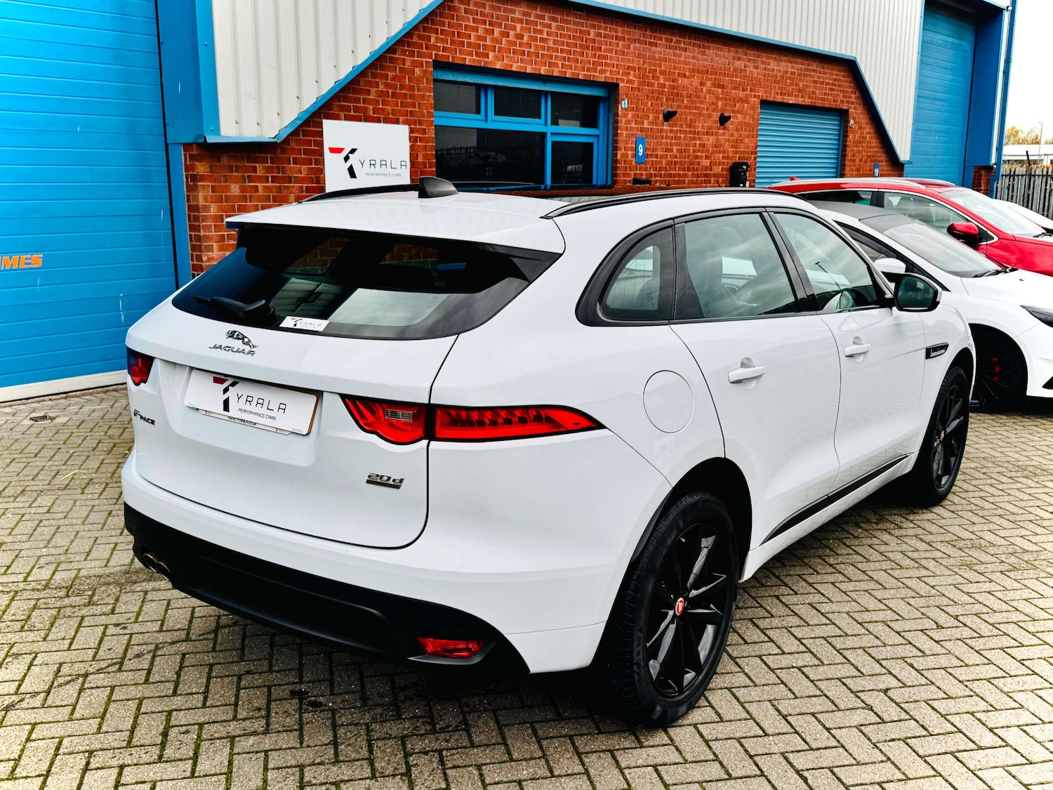 Used Jaguar F-Pace 2020 for sale - 76495887: Photo 5