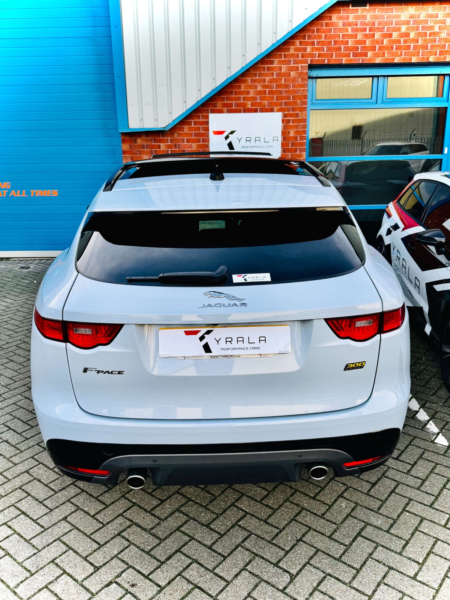 Used Jaguar F-Pace 2019 for sale - 76910578: Photo 9