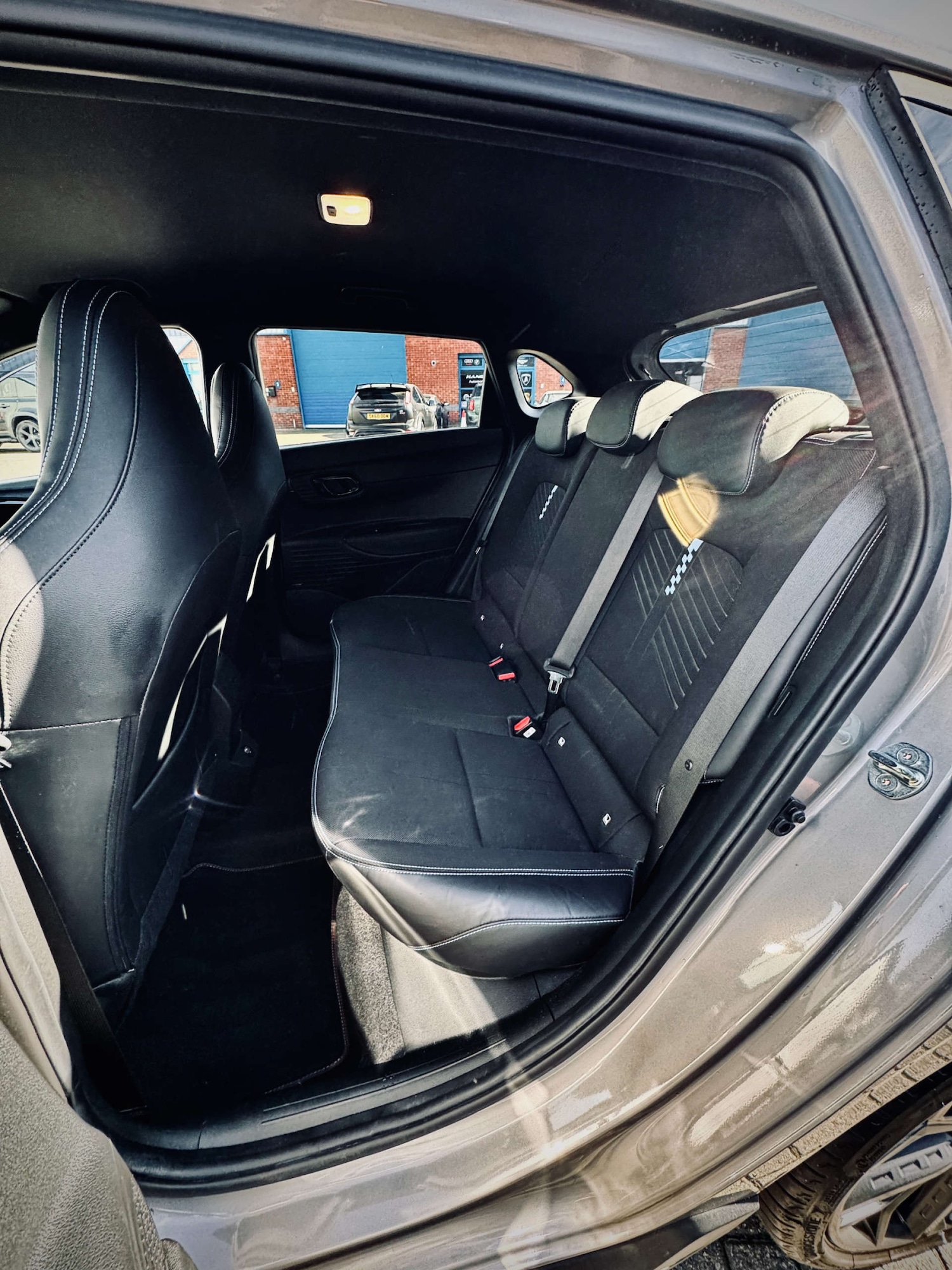 Used Hyundai i20 2023 for sale - 76372232: Photo 19