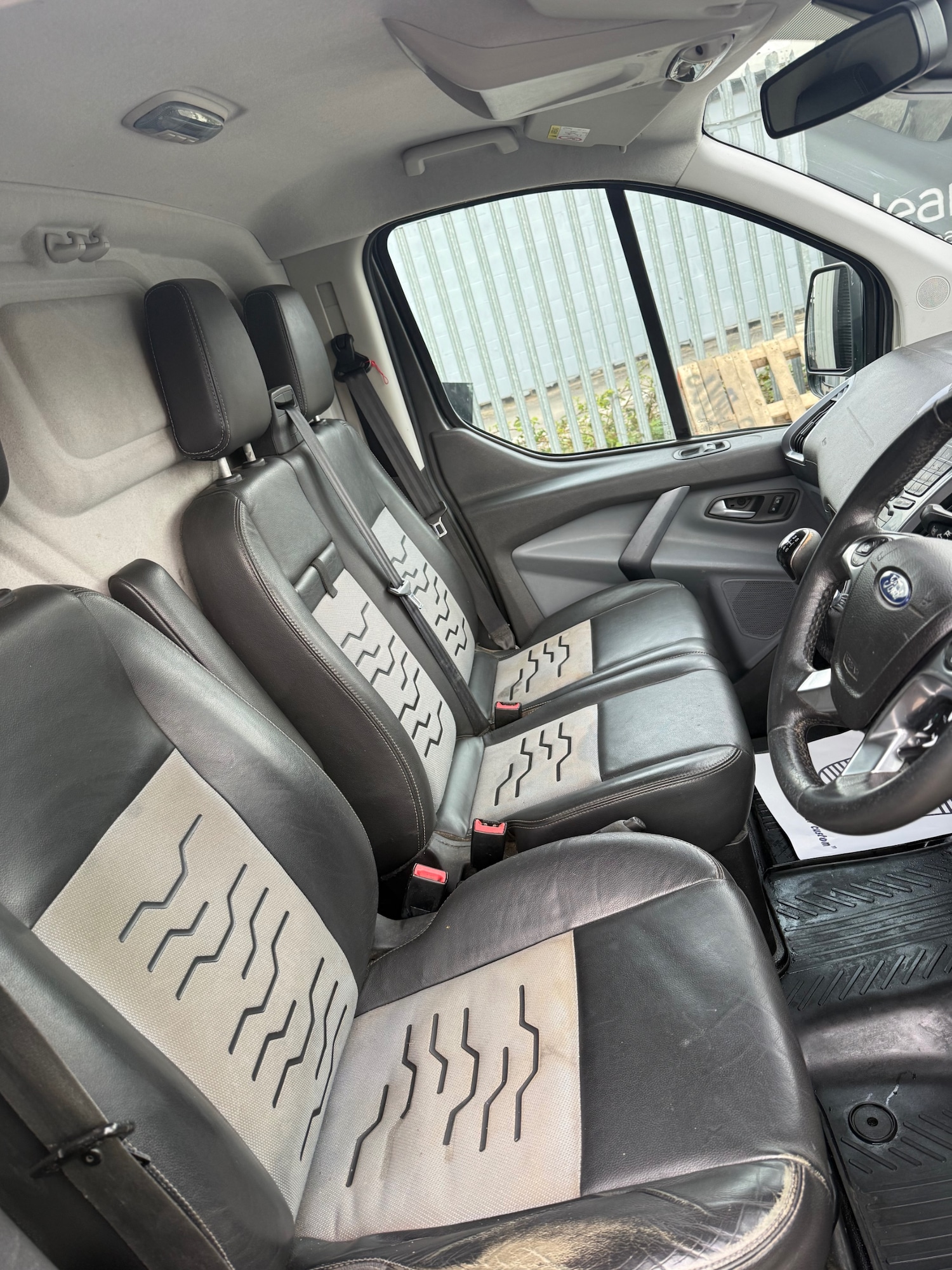 Used Ford Transit Custom 2015 for sale - 78081962: Photo 2