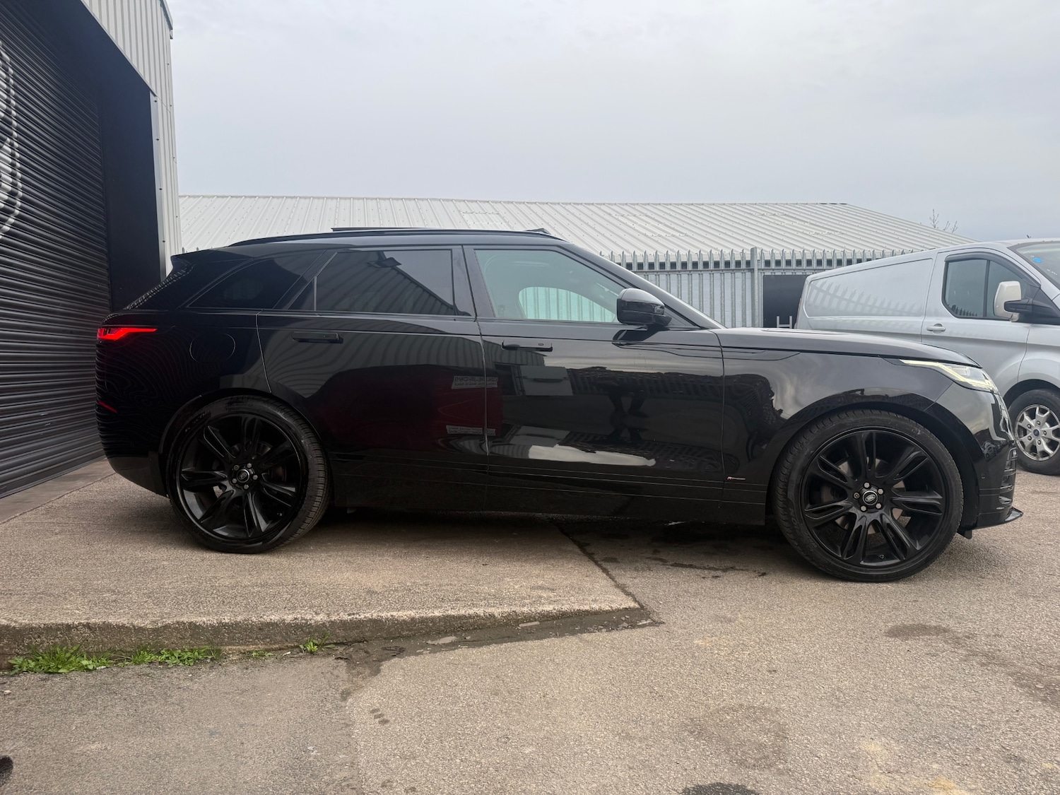 Used Land Rover Range Rover Velar 2017 for sale - 77992026: Photo 13