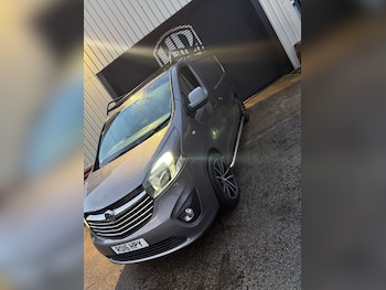 Used Vauxhall Vivaro 2016 for sale - 77303257: Photo