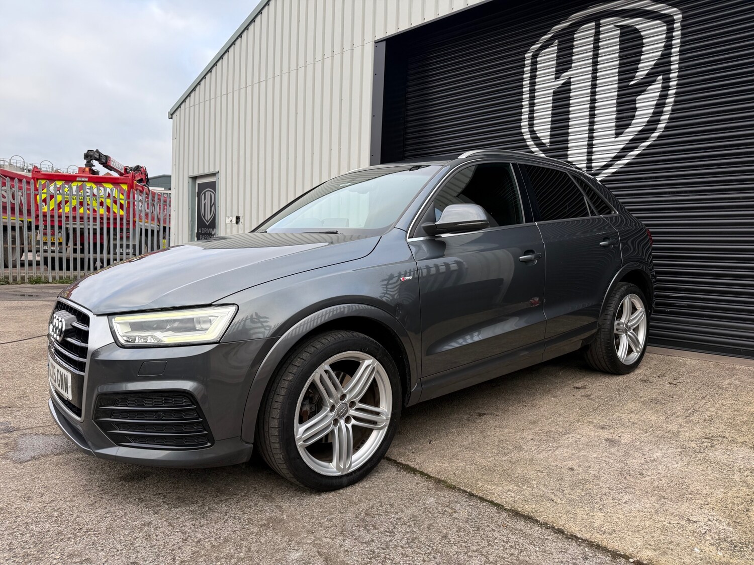 Used Audi Q3 2015 for sale - 77303350: Photo 15