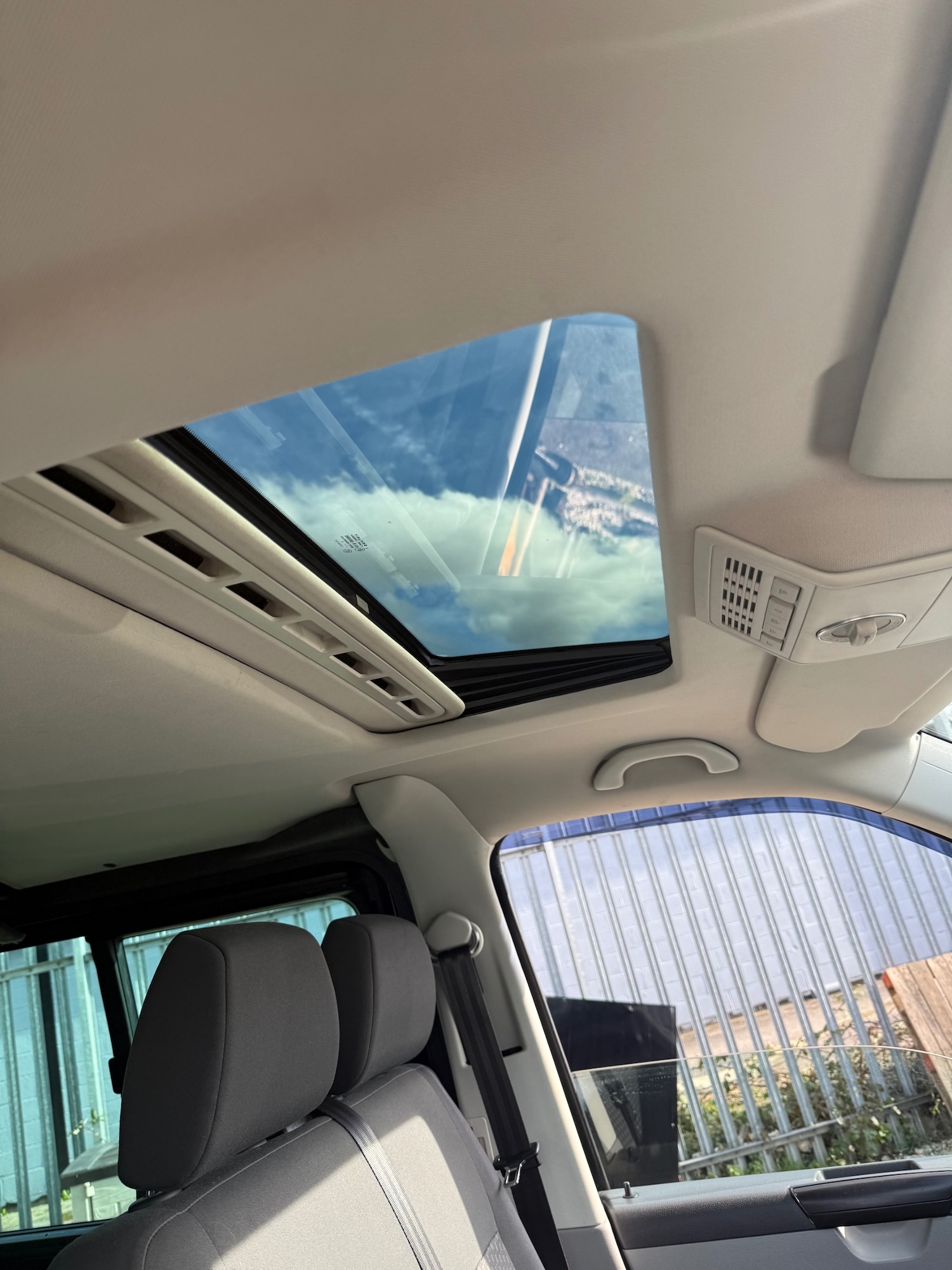 Used Volkswagen Transporter 2013 for sale - 77743014: Photo 10