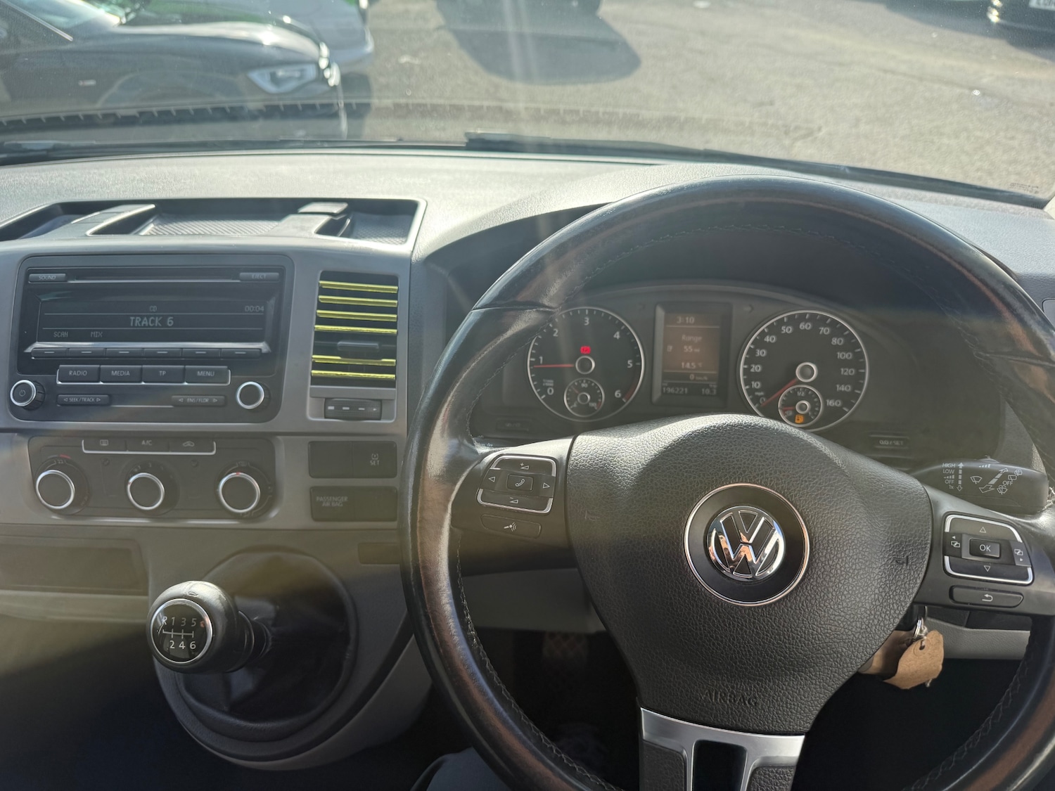 Used Volkswagen Transporter 2013 for sale - 77743014: Photo 2