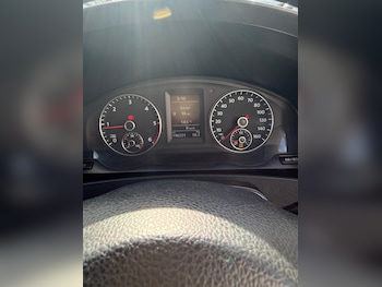 Used Volkswagen Transporter 2013 for sale - 77743014: Photo