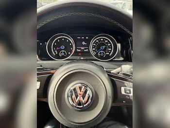 Used Volkswagen Golf 2014 for sale - 77650313: Photo