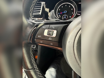 Used Volkswagen Golf 2014 for sale - 77650313: Photo