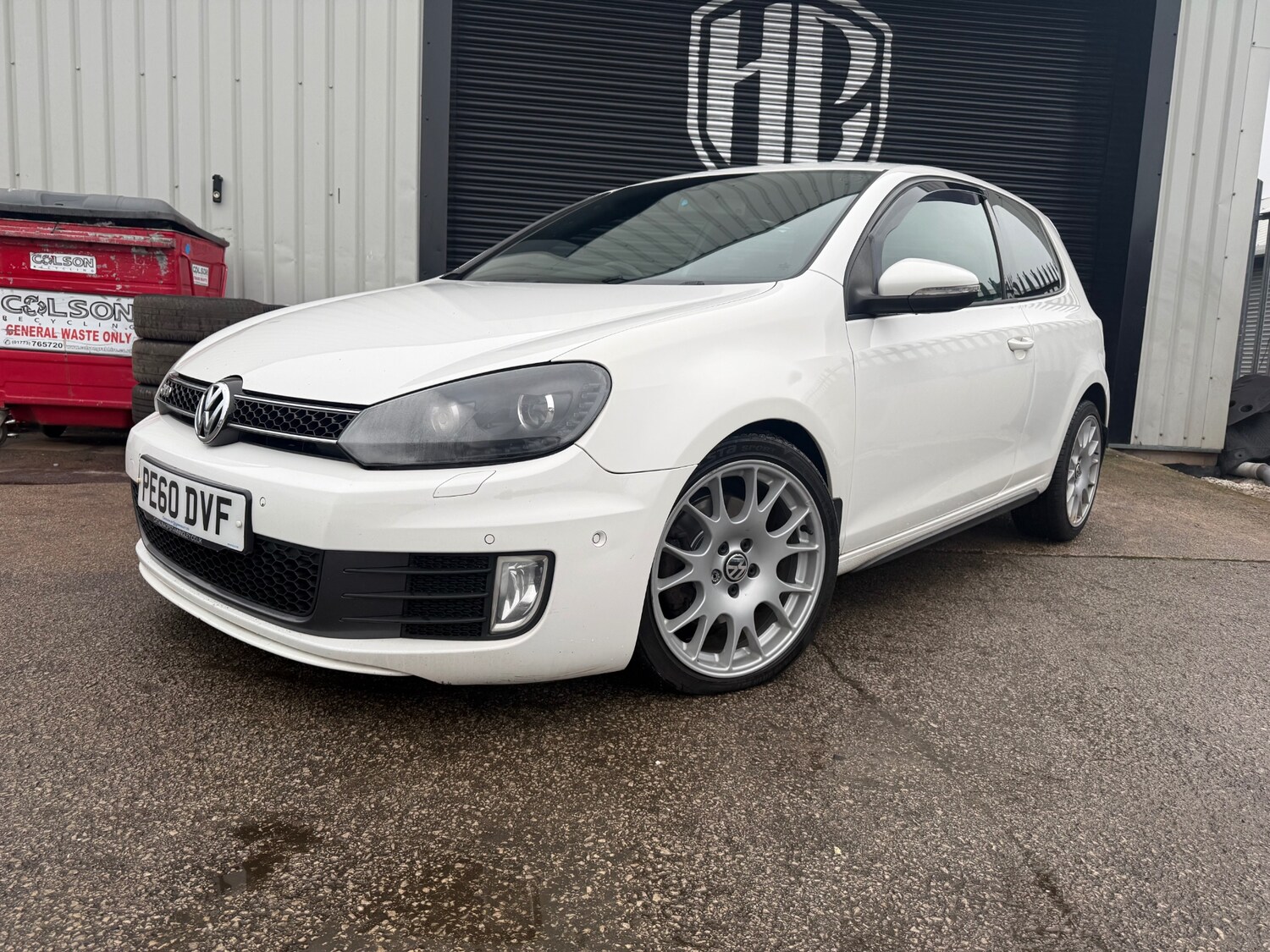 Used Volkswagen Golf 2010 for sale - 77370201: Photo 15