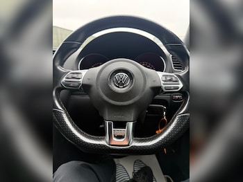 Used Volkswagen Golf 2010 for sale - 77370201: Photo