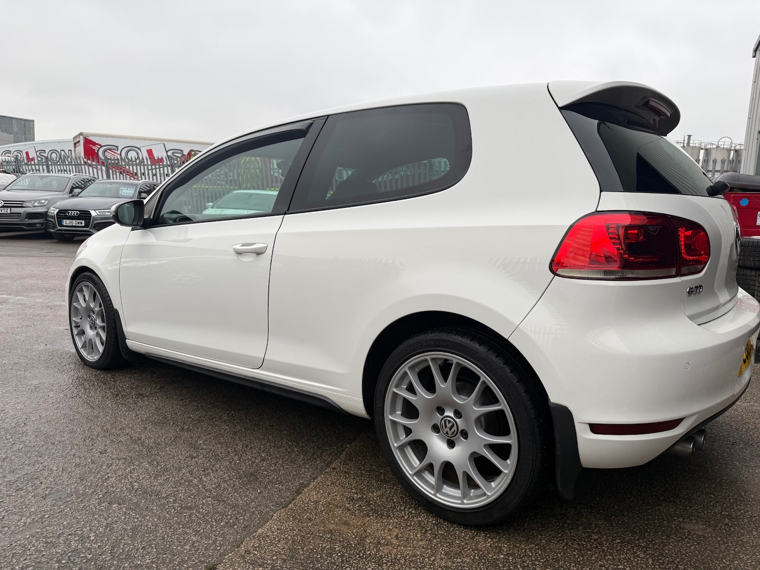 Used Volkswagen Golf 2010 for sale - 77370201: Photo 8