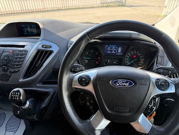 Used Ford Transit Custom 2015 for sale - 78300631: Photo